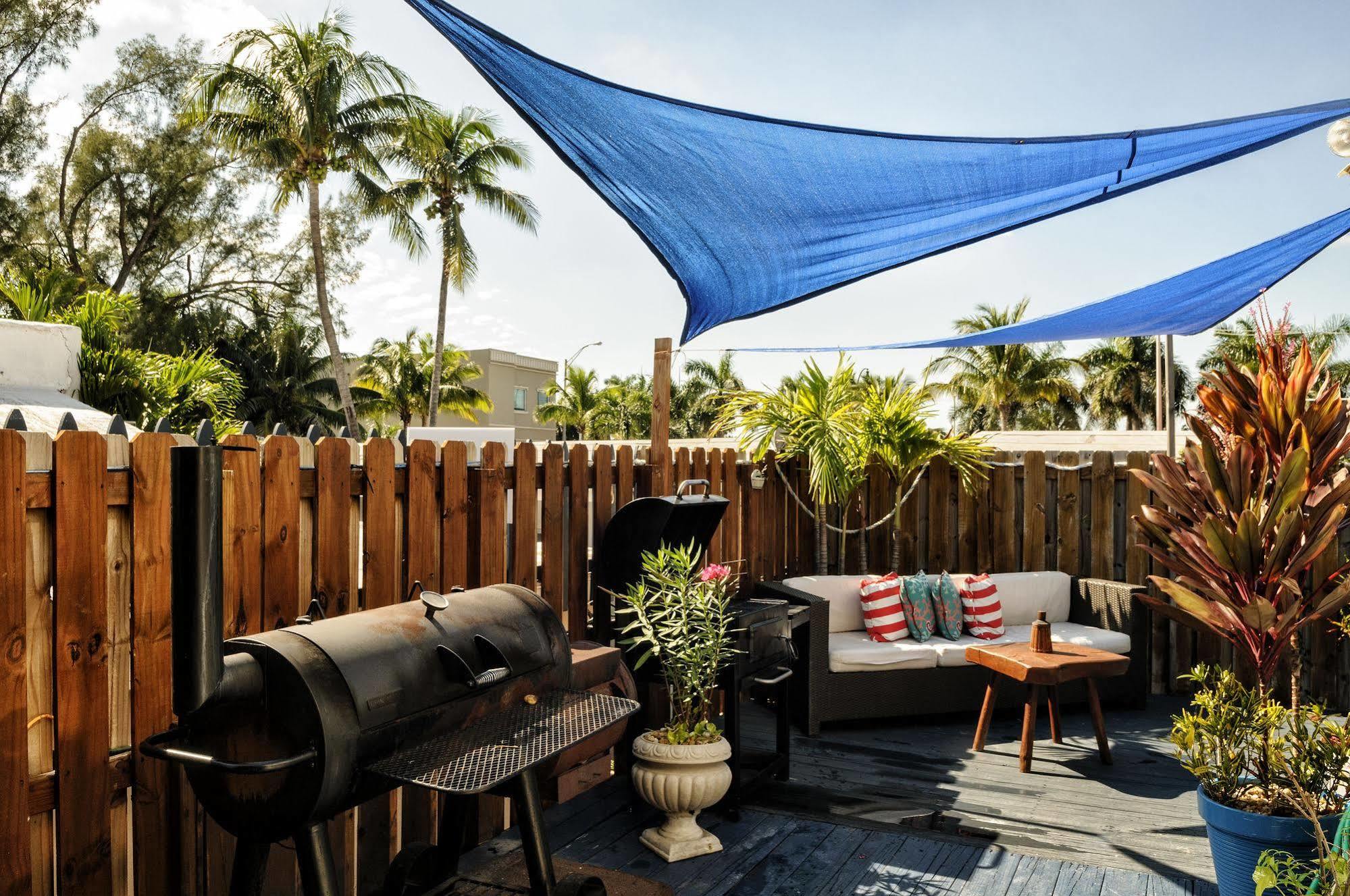 Hollywood Beach Suites And Hotel Bagian luar foto