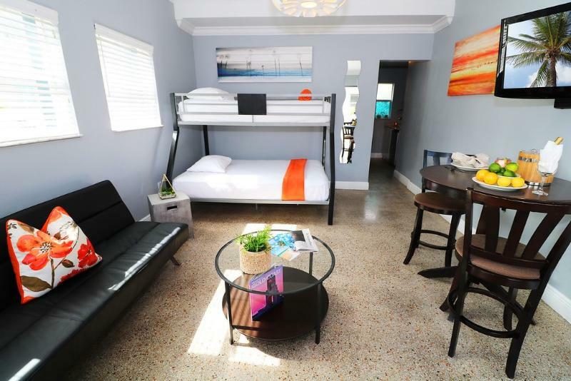 Hollywood Beach Suites And Hotel Bagian luar foto